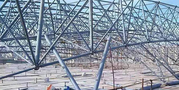 内蒙古盘点螺栓球网架对于选材方面的4个基本恳求